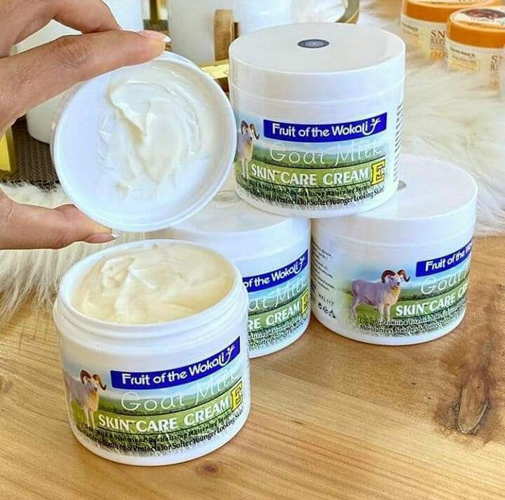 کرم صورت مرطوب کننده و آبرسان شیر بز وکالی اصلی