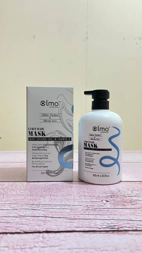 ماسک مو داخل حمام مخصوص موهای حالت دار و فر اولمو پروفشنال olmo حاوی روغن جوجوبا و ویتامین E و مولتی ویتامین